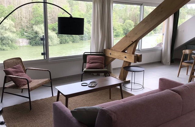 F2 (70m2): Panoramic view of the Ain and Vouglans