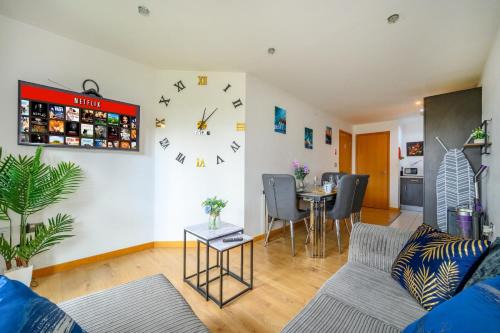 F302 Lovely & Relaxing Stay With View