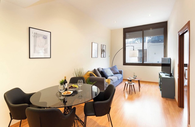 Fabulous 3-Bedroom Apartment Eixample