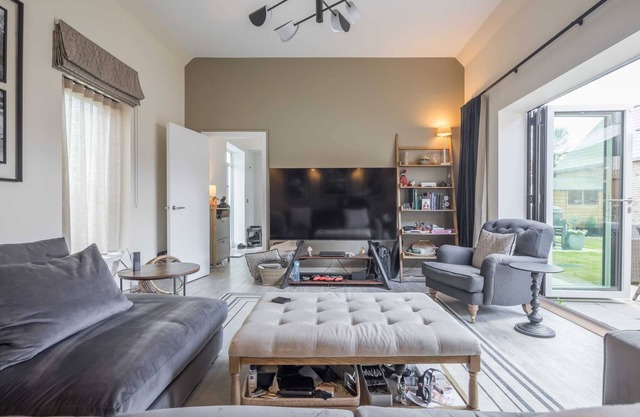 Fabulous Family 4Bed Home