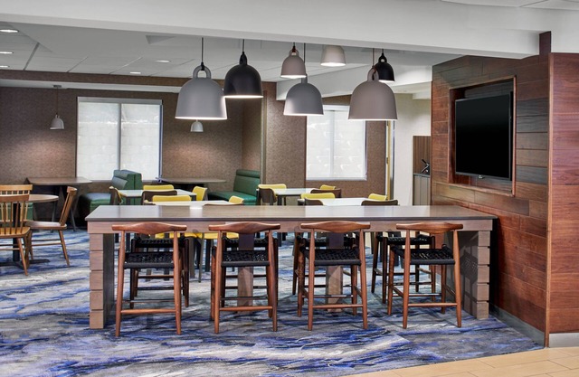 Fairfield Inn and Suites Gainesville