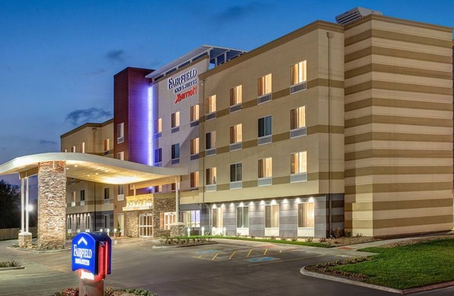 Fairfield Inn & Suites by Marriott Jackson Clinton