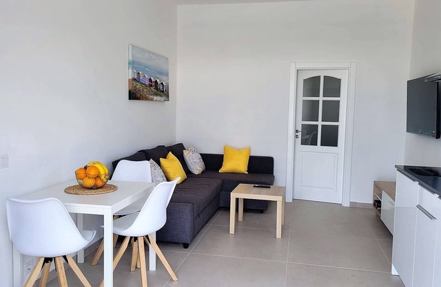 Falcón Apartment. Ideal stay to get to know Lanzarote