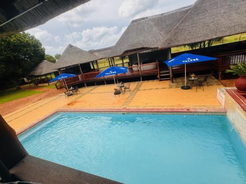 Falcon Lodge Bela