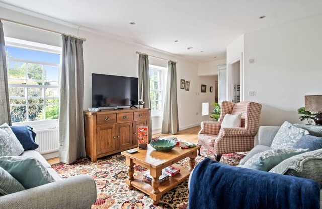 Family-friendly flat in the heart of Brockenhurst near trails