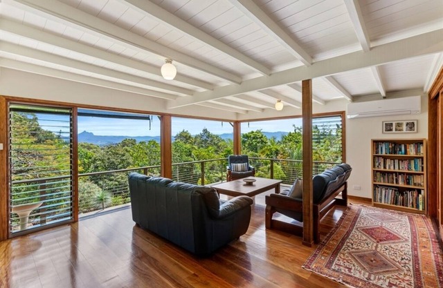 Family Friendly Home on Farrants Hill