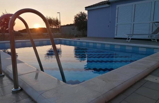 Family friendly house with a swimming pool Ćunski, Lošinj (K-24170)