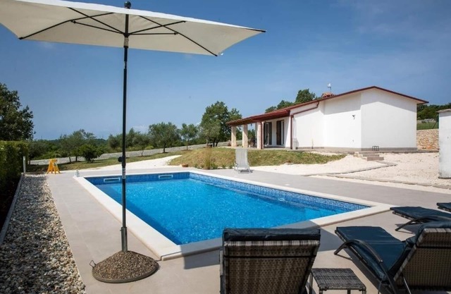 Family friendly house with a swimming pool Rovinjsko Selo, Rovinj (K-24401)