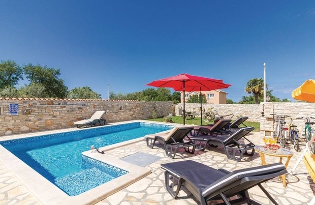 Family friendly house with a swimming pool Gajana, Fažana (K-15385)