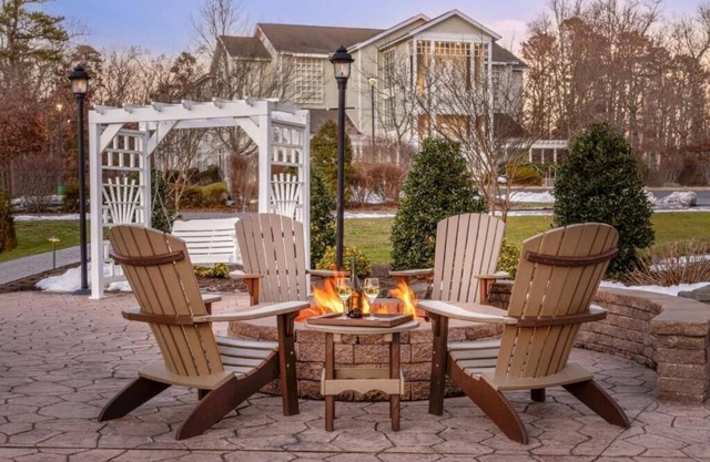 Family friendly spacious 2-bedroom Villa at Marriott Resort, in Galloway NJ.