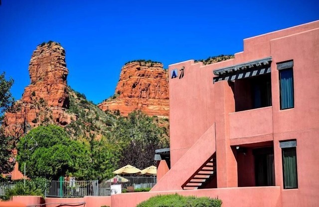 Family-Friendly Suite Surrounded by Adventure w/Free WiFi, Large Pool & Spa