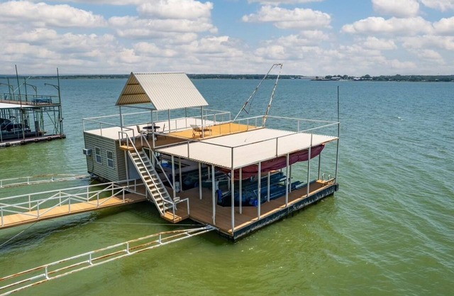 Family Fun in Lake Life
