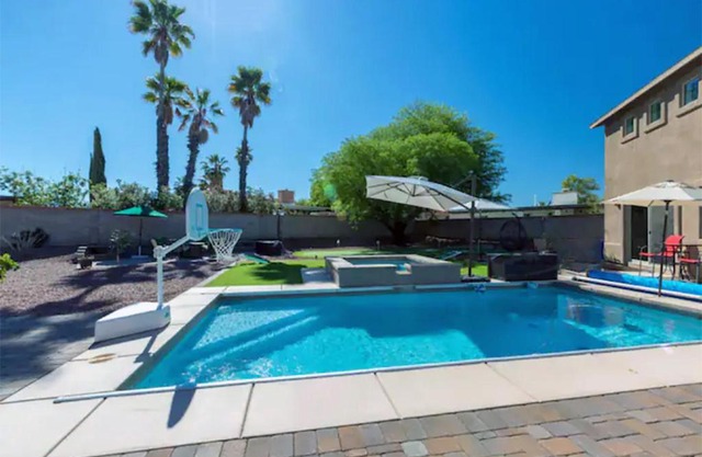 Family Fun Vacation, Heated Pool, Gameroom, Sauna