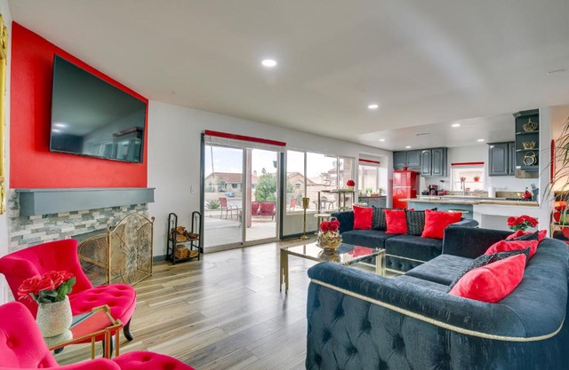 Family Helendale Home - Private Dock and Fire Pit!