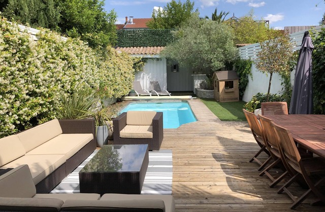 Family home with private heated pool and fireplace sleeps 9 5 bedrooms