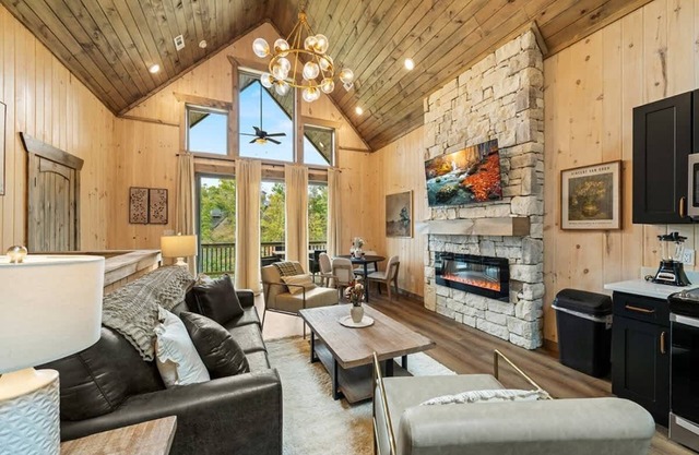 Family Lake Getaway/Hot tub/Lake Access