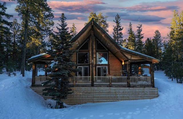 Family & Pet friendly Chalet in Duck Creek Village, by BrianHead/Zion/Bryce Can