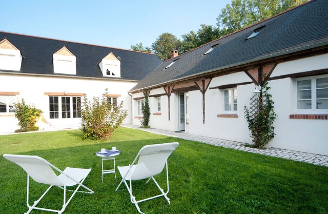 Family room in serene Loire setting