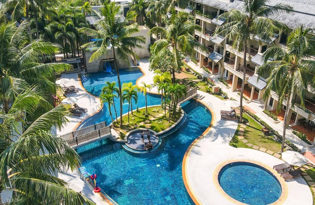 Family-sized Condotel at Kamala beach