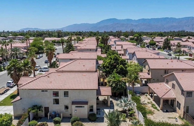 Family Vacation Home 1.8 miles from Coachella fest!