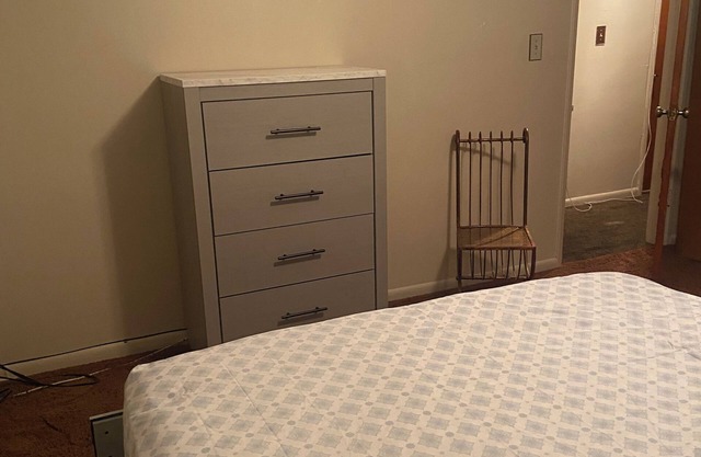 Fantastic 2-bedroom apartment with AC in Cleveland Heights