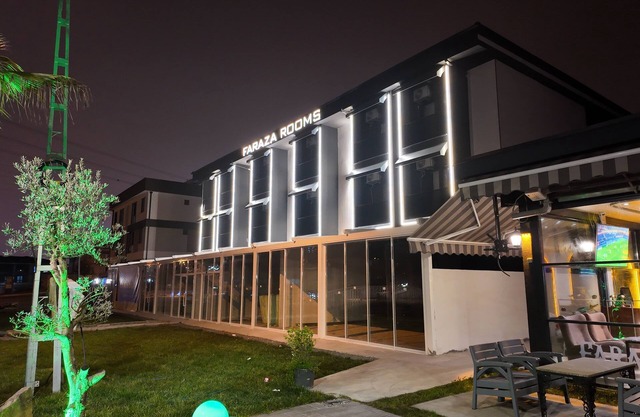 Faraza Rooms