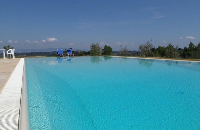 FARM-POOL-APARTMENT 5 + 2 pers. 2 ROOMS - 2 BATHROOMS