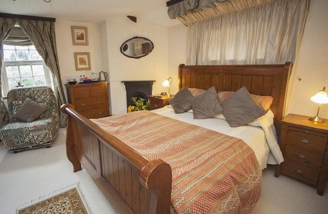 Farmhouse Ensuite Double Room - Not Dog Friendly