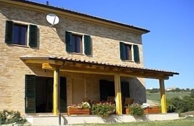 Farmhouse In Falerone Fermo Italy