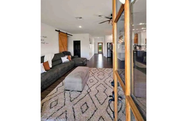 Farmhouse with Stunning views & QUIET nature feel