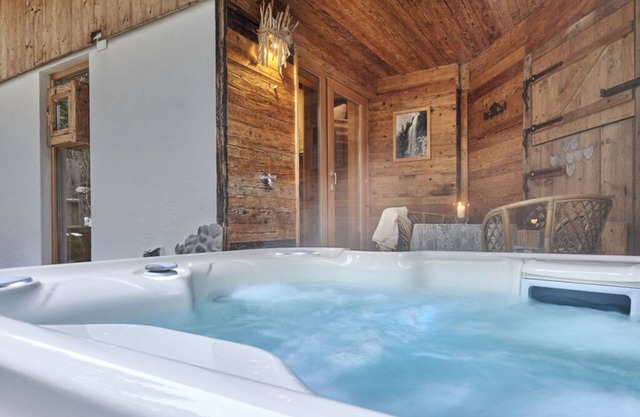 Felsenhütte Modern retreat