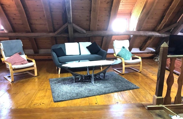 Ferienwohnung Falkenhorst - Gästezimmer - Fuhrhalterei Maul