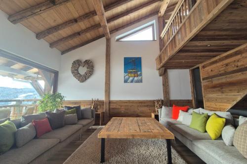 Ferme Des Cornuts 15 Guests Hot Tub Ski Bus