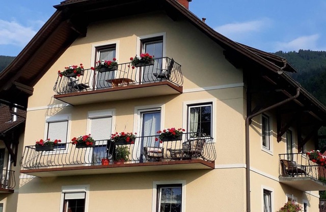 Fewo Schätzer-geiger - Ferienwohnung mit Balkon