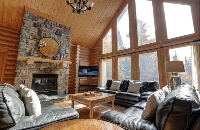 Fiddler Lake Resort Chalet 47 Stag