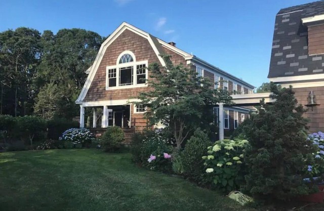 Field House, entire house Plum Beach, RI,