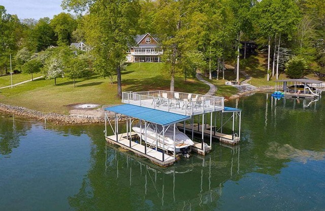 Field of Dreams HUGE 6500 SQ Ft Dream Retreat Flat Shoreline in Deerfield Resort