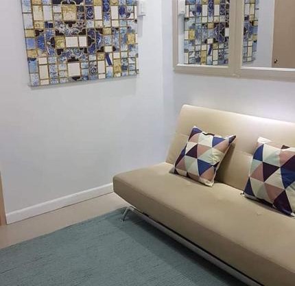 Field Residences next to mall & 15 mins from airport