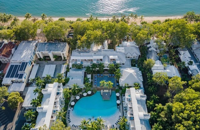 Fig Oasis Poolside Resort Living at The Beach Club
