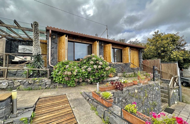 Finca El Legado with Jacuzzi and beautiful views