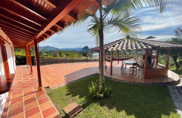 Finca-hotel Montecarlo Guatape by Hope
