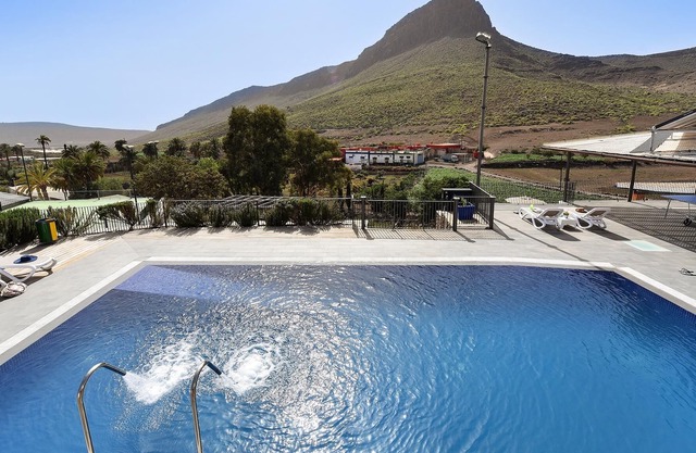 Finca Los Quevedo - Three Bedroom Cottage, Sleeps 6