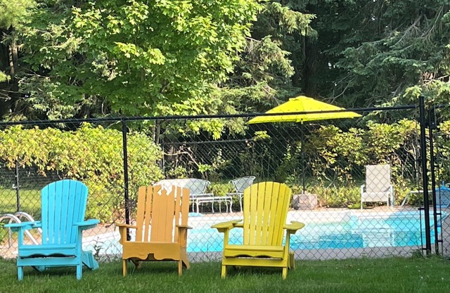 Finchstone Guest House- Walk to Ste. Anne's Spa