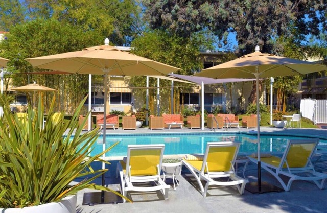 Find Your Escape at Our Boutique Sunnyvale Room