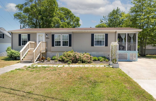 Find your peace at One Peace Cottage