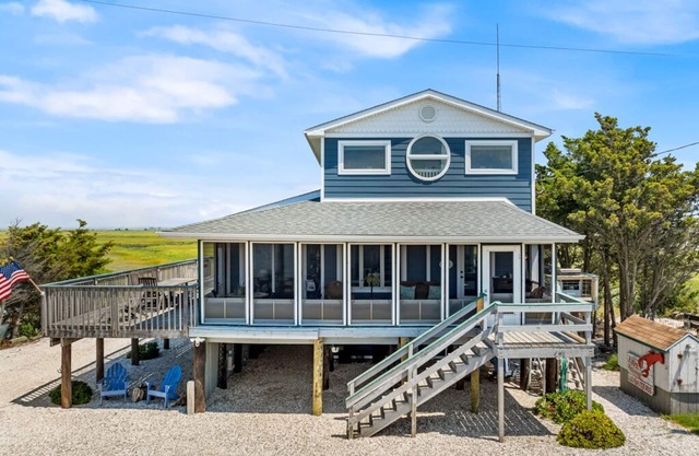 Find your peace between the bay and the marsh