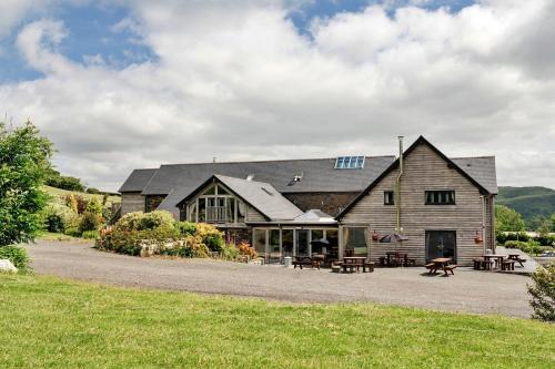 Finest Retreats - The Welsh Barn
