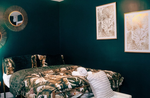 Firdaus Westgate - Studio