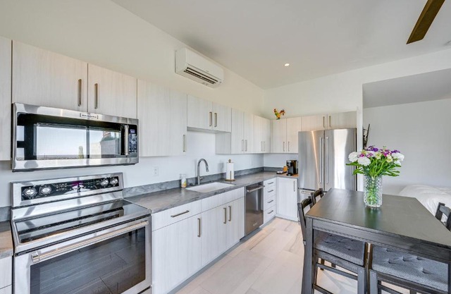 Fire Pit and Views at Peaceful Queen Creek Studio