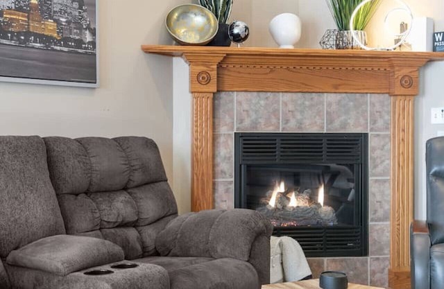 Fireplace! Fully Fenced Yard!